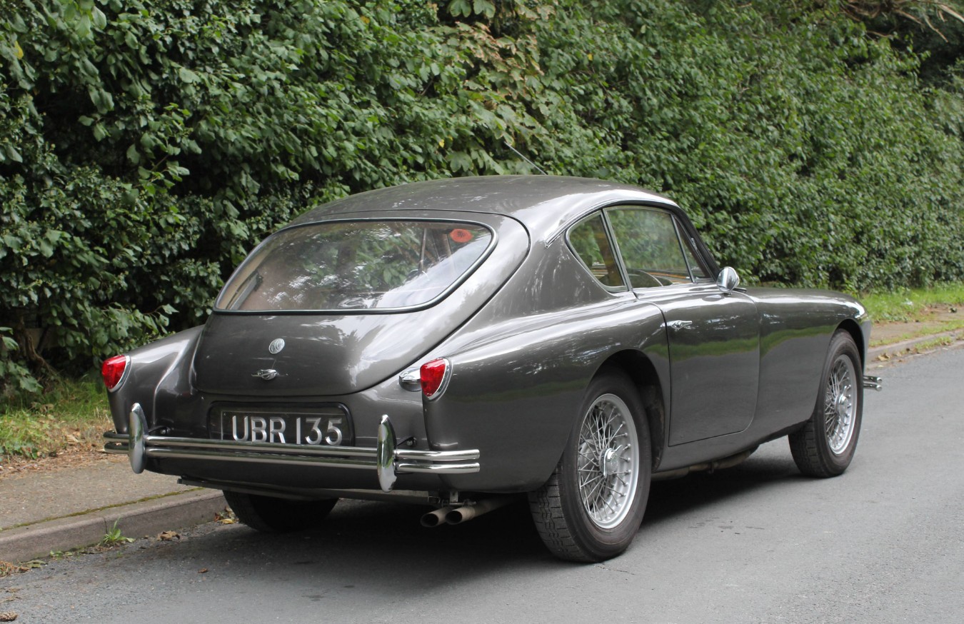 Offside rear three-quarter view of UBR 135 with its Durham-issued registration plate UBR 135 visible