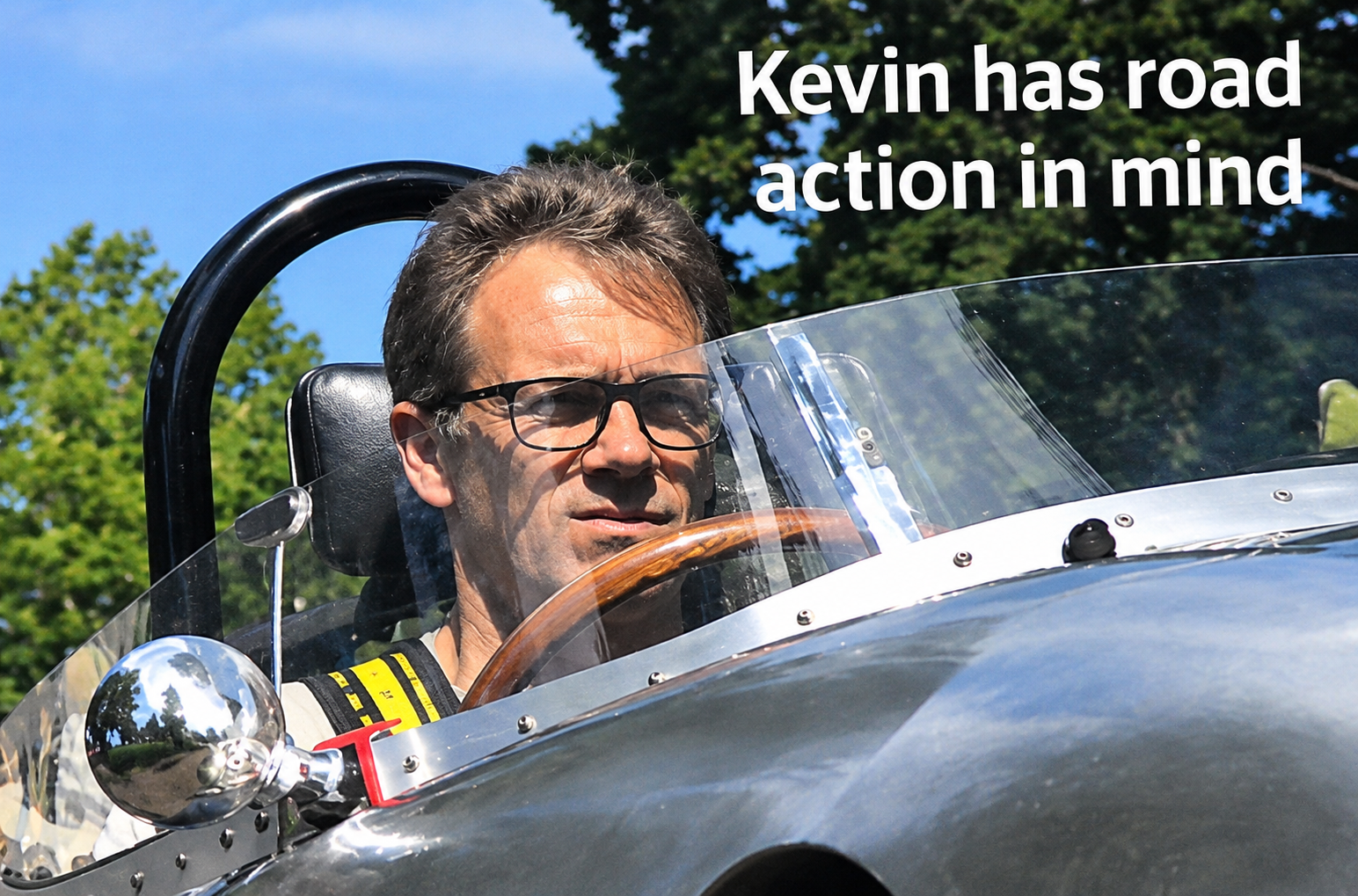Kevin Kivlochan at the wheel of AC Ace Bristol 593 CPC